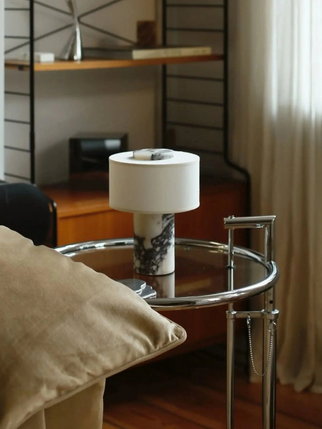 AurÃ­e Portable Lamp | Calacatta Viola Blossholm