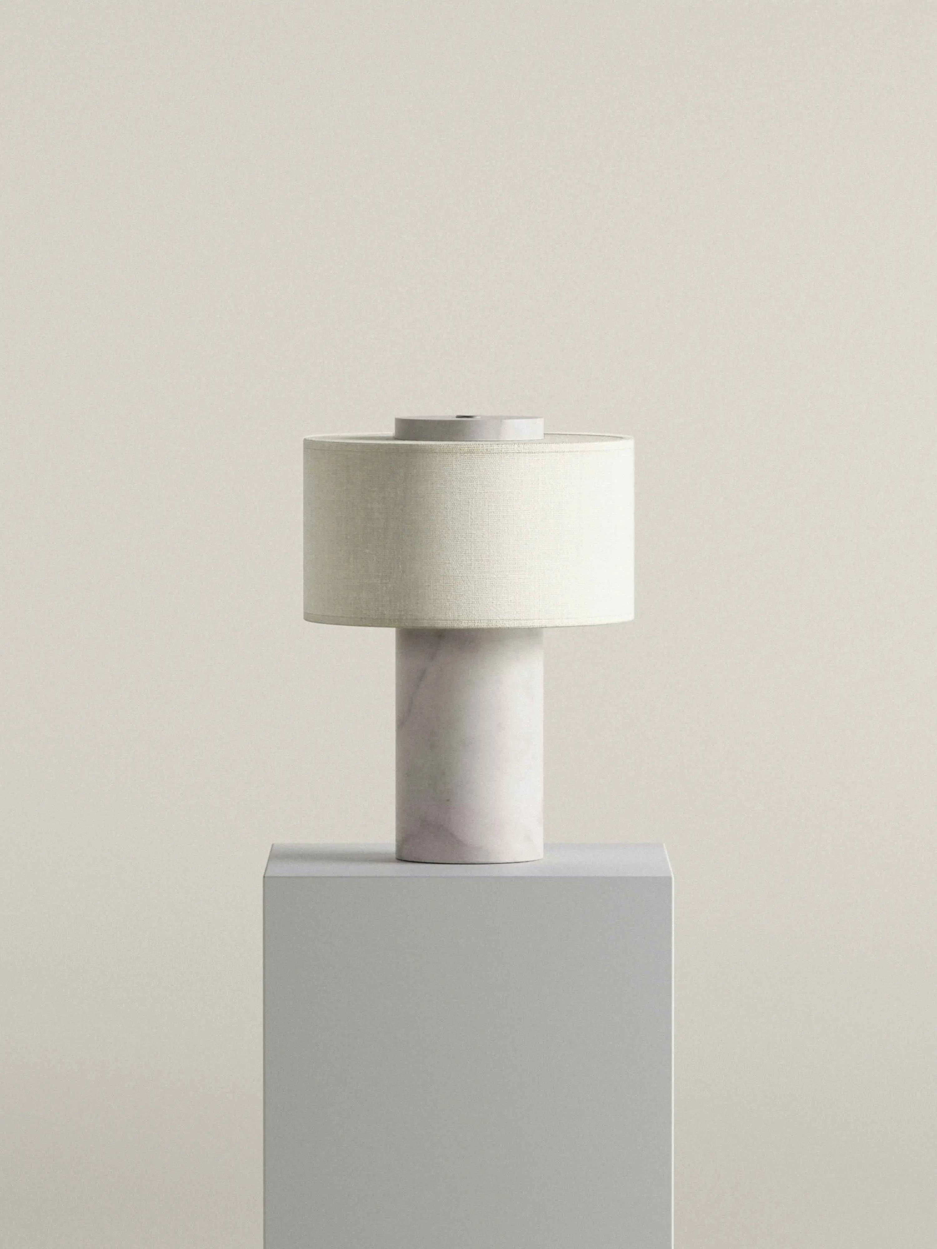 AurÃ­e Portable Lamp | White Marble Blossholm