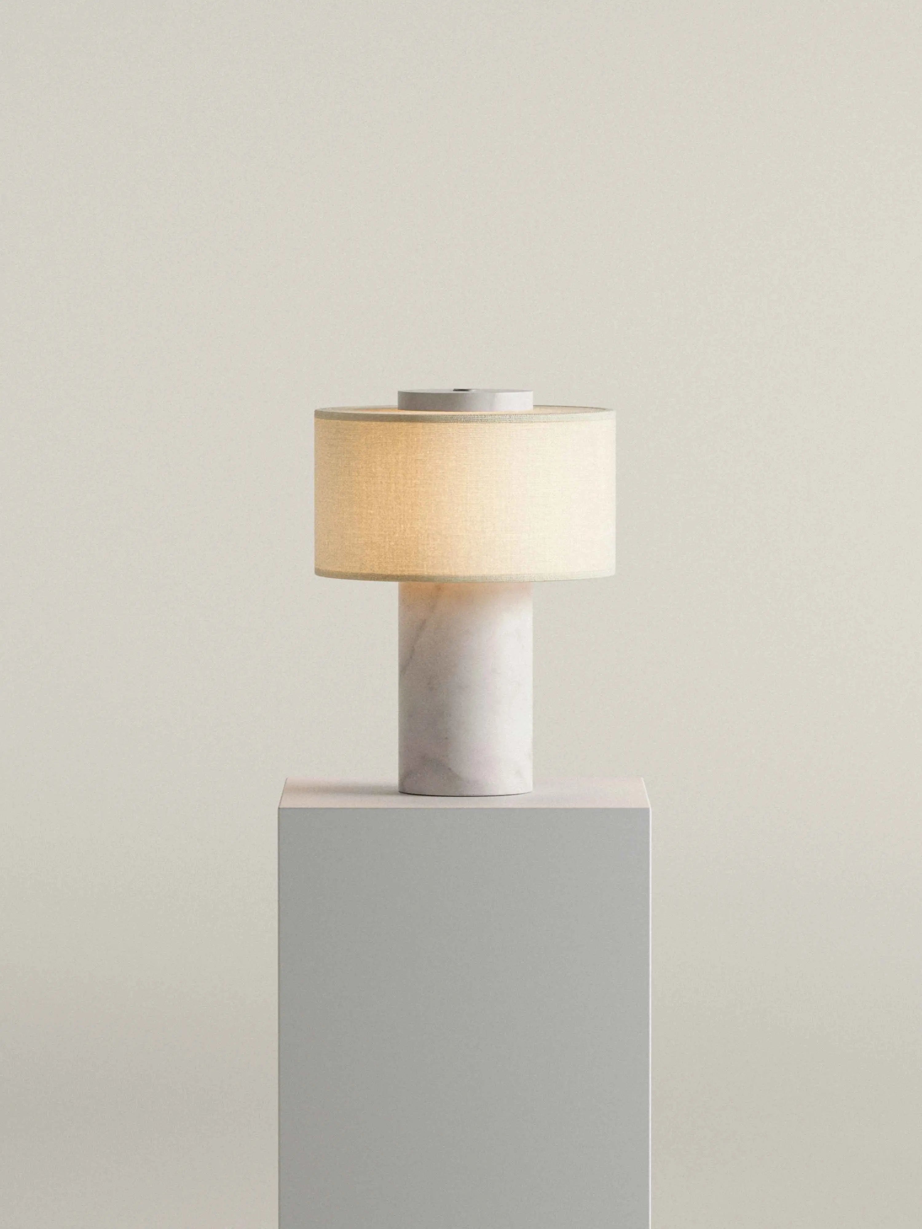 AurÃ­e Portable Lamp | White Marble Blossholm