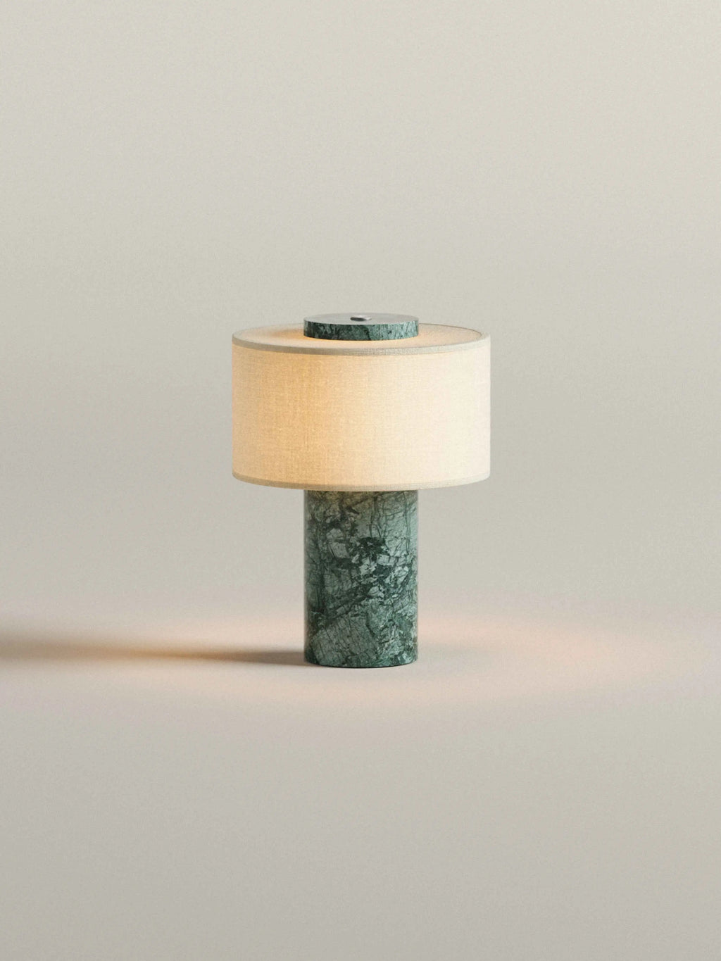 AurÃ­e Portable Lamp | Verde Guatemala Blossholm