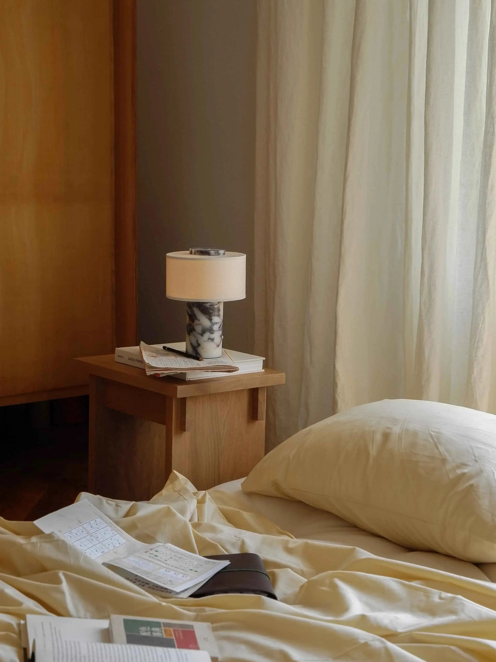 AurÃ­e Portable Lamp | Calacatta Viola Blossholm